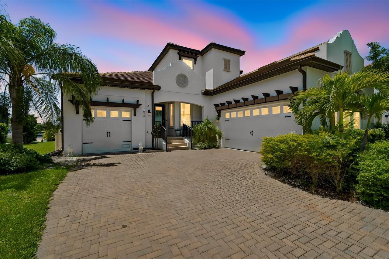 3036 Christophers Watch Ln., Ruskin, FL 33570