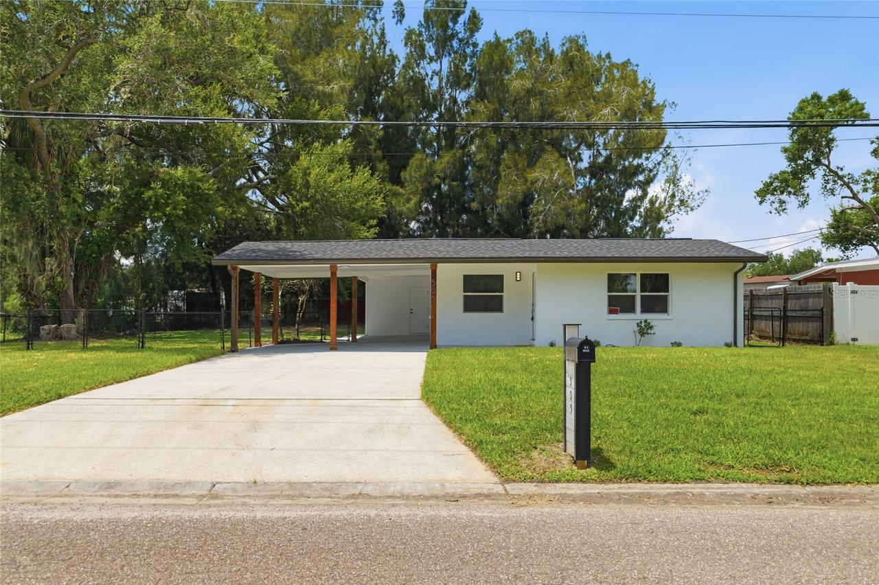 505 Papaya Dr., Tampa, FL 33619