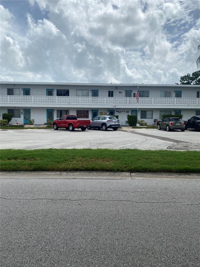 8350 112th St. #104, Seminole, FL 33772