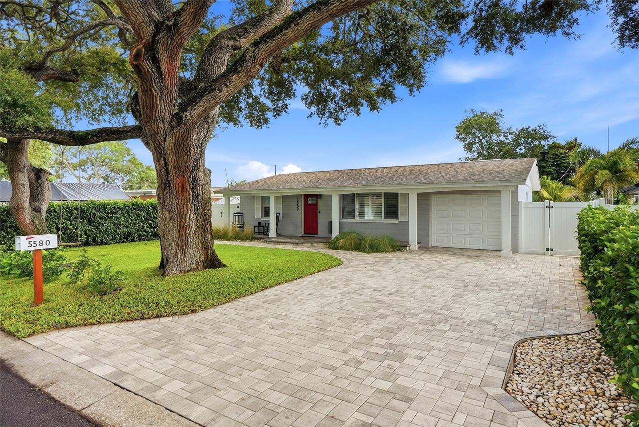 5580 Tangelo Rd., Seminole, FL 33772