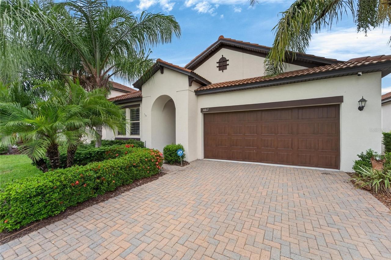 16817 Whisper Elm St., Wimauma, FL 33598