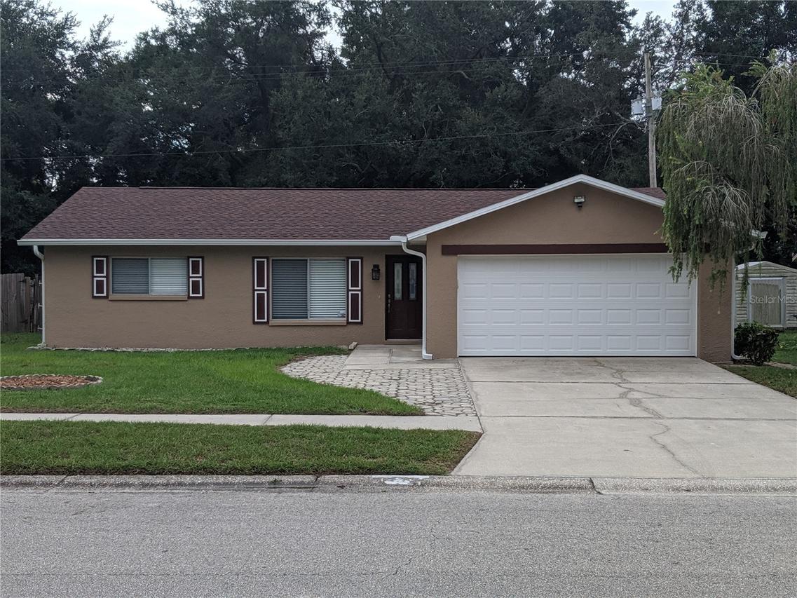 333 Brandywine Dr., Valrico, FL 33594