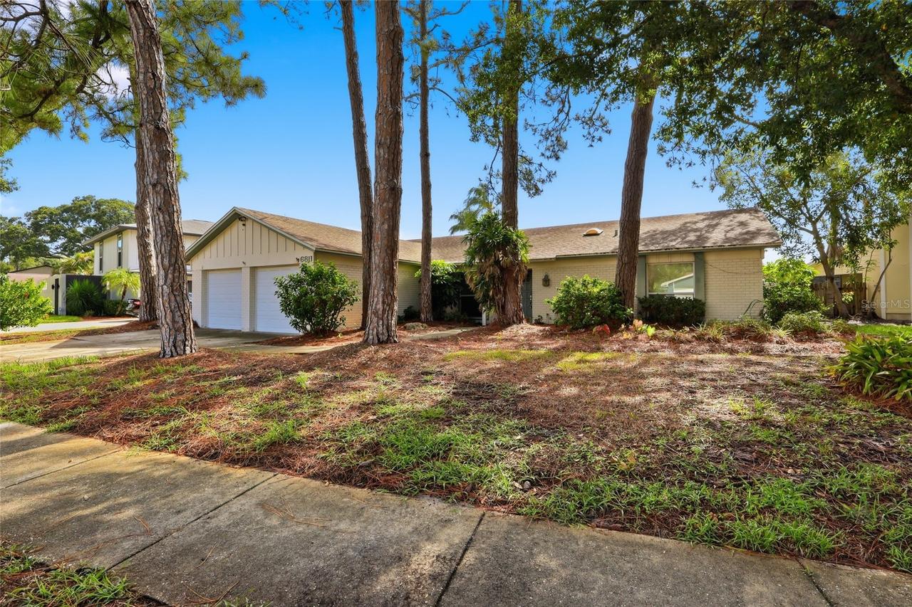 6811 Twelve Oaks Blvd., Tampa, FL 33634