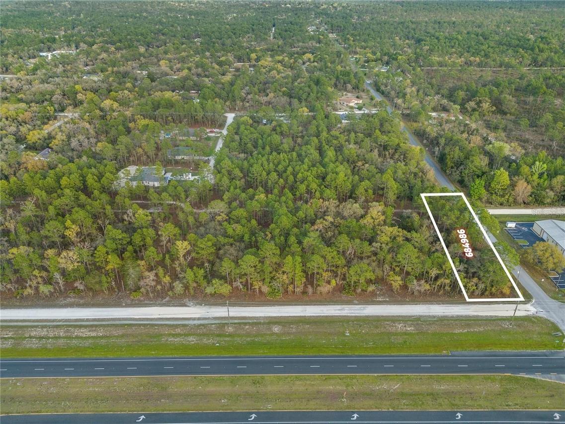 17416 Nicasio Jay Ave., Weeki Wachee, FL 34614
