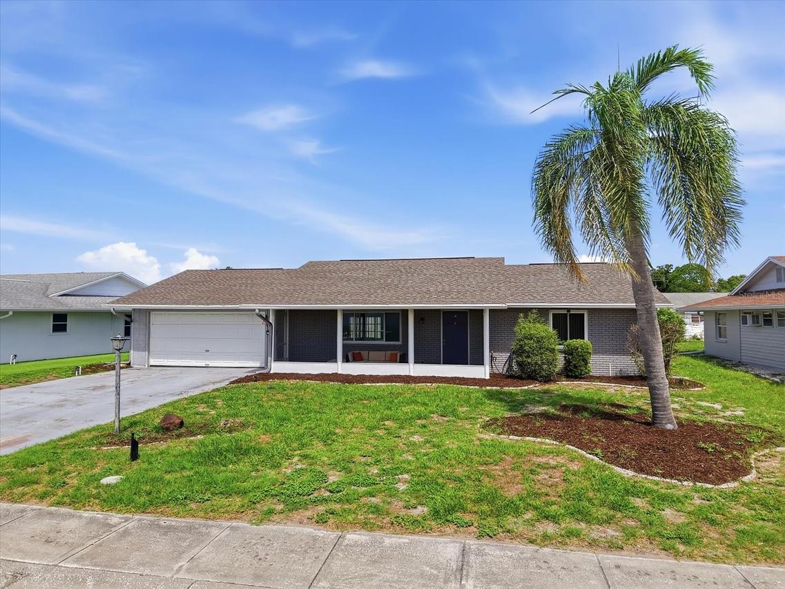 1404 Seton Hall Dr., Sun City Center, FL 33573
