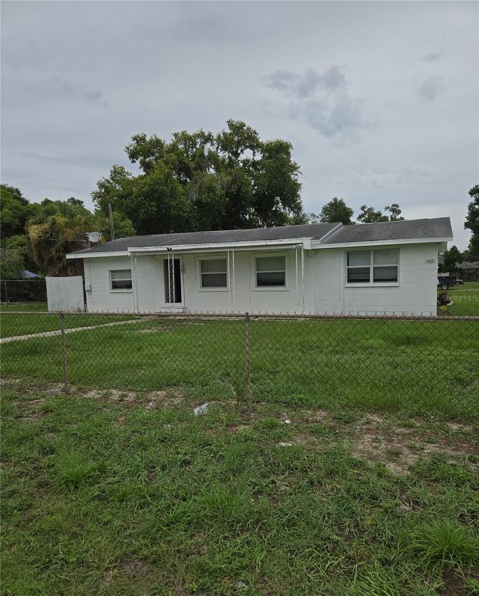 1402 Maluhia Dr., Tampa, FL 33612
