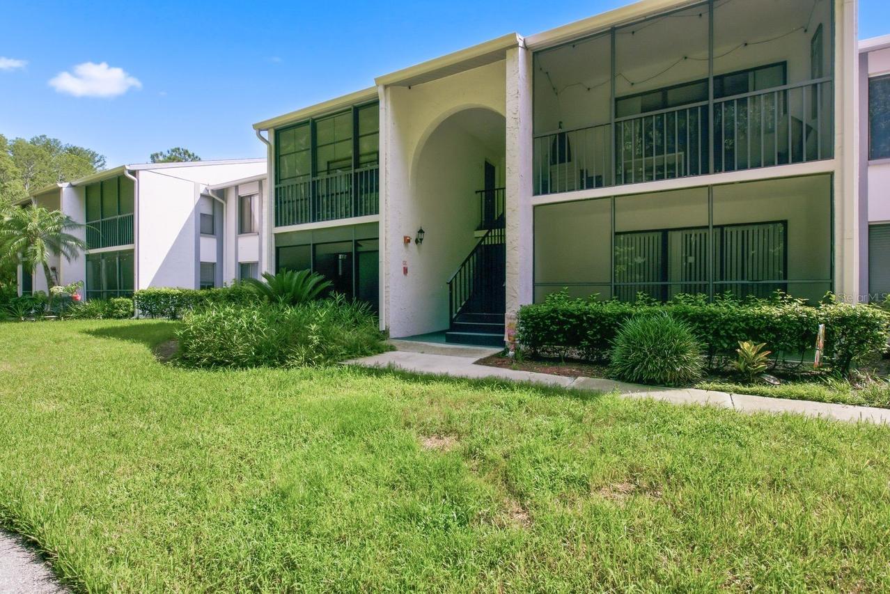 1204 Pine Ridge Cir. #C1, Tarpon Springs, FL 34688