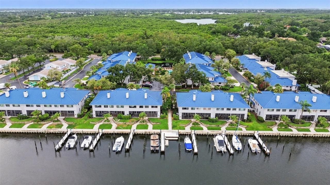 1683 Watermark Cir., St Petersburg, FL 33702