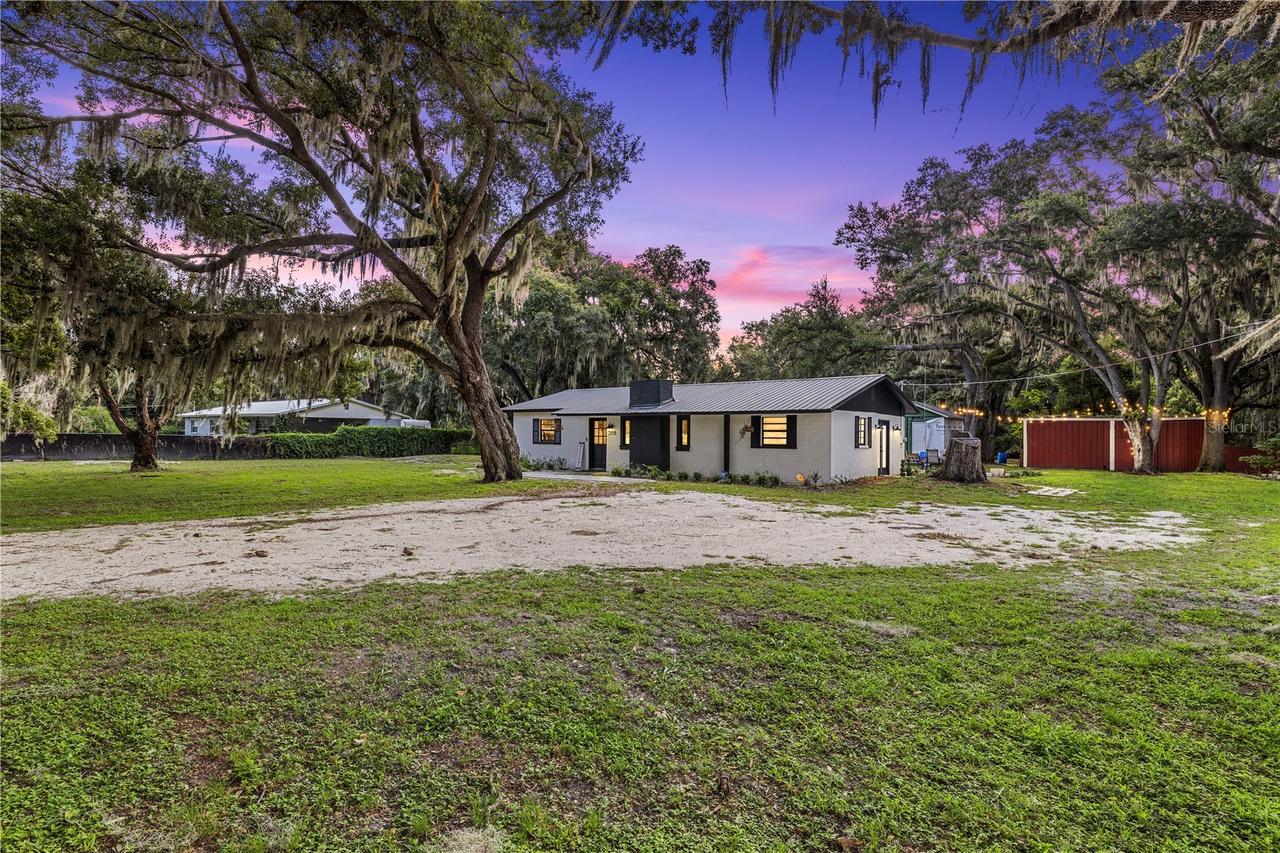 2118 E Keysville Rd., Lithia, FL 33547