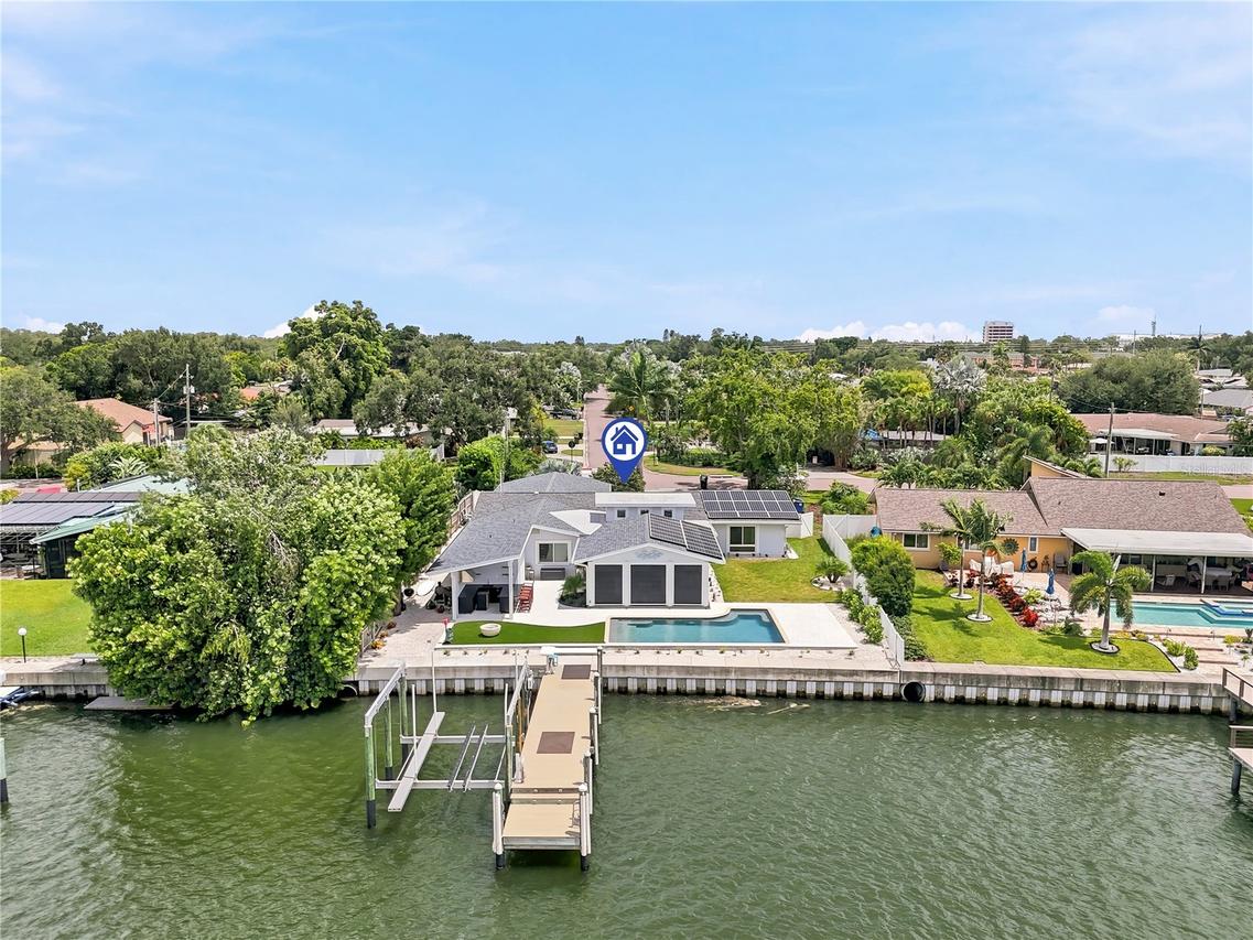 3896 42nd Ave., St Petersburg, FL 33711