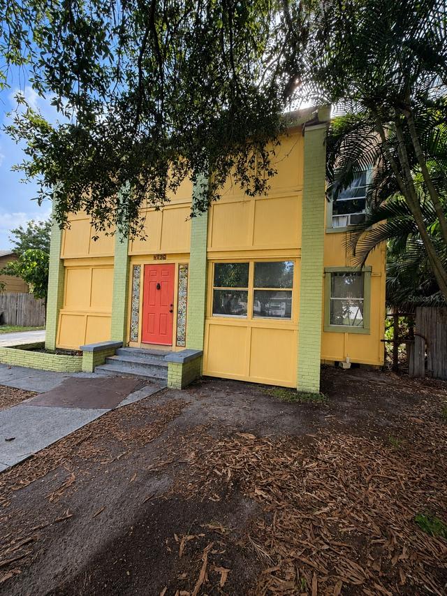 1726 Newark St., St Petersburg, FL 33711