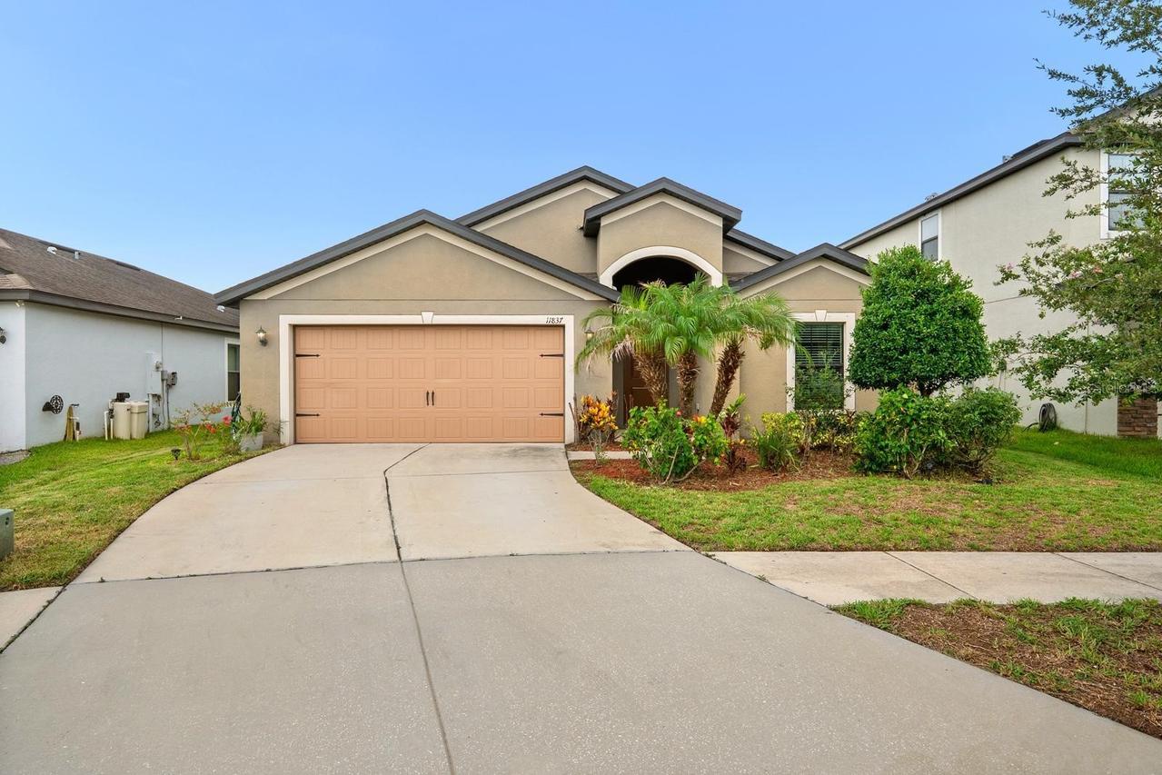 11837 Thicket Wood Dr., Riverview, FL 33579