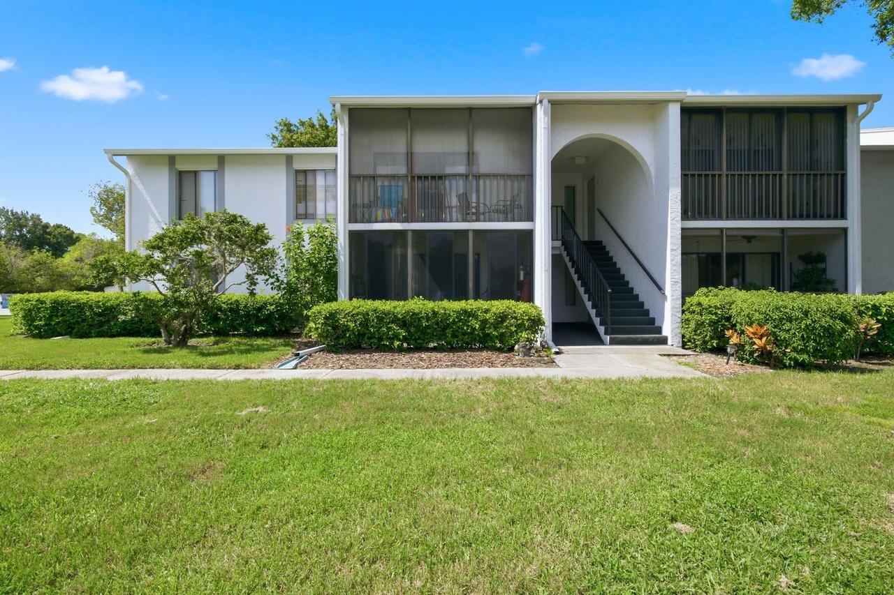 1179 Pine Ridge Cir. #G1, Tarpon Springs, FL 34688