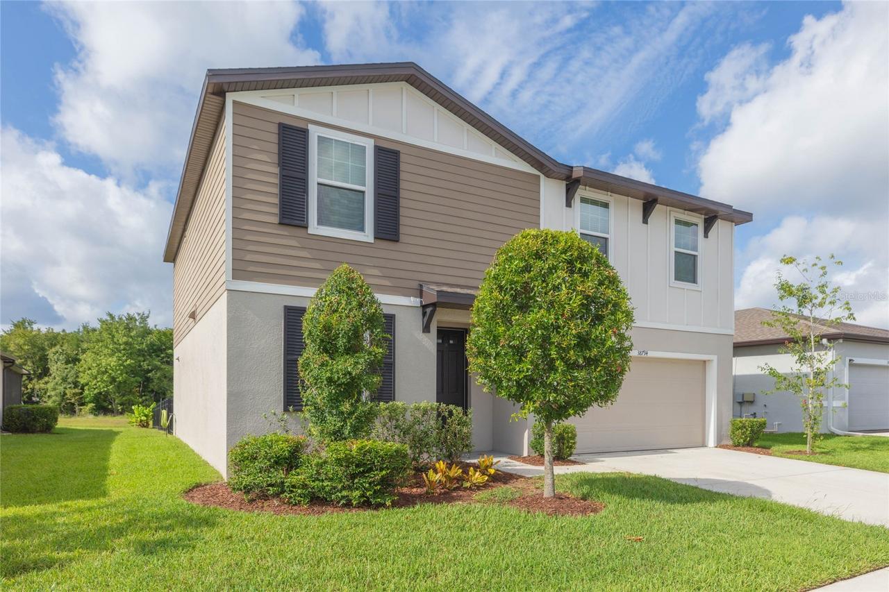 38794 Opal Willow Ln., Zephyrhills, FL 33540