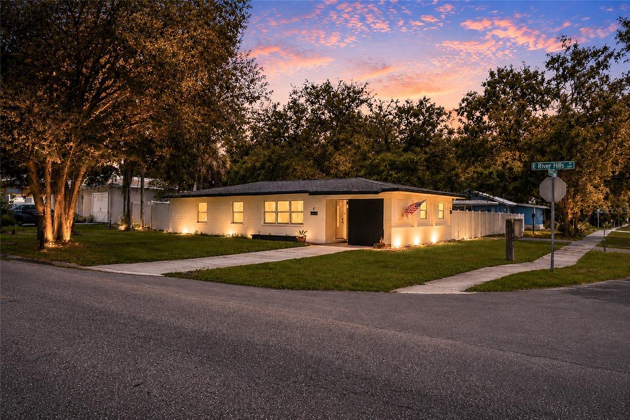 4015 River Hills Dr., Tampa, FL 33617