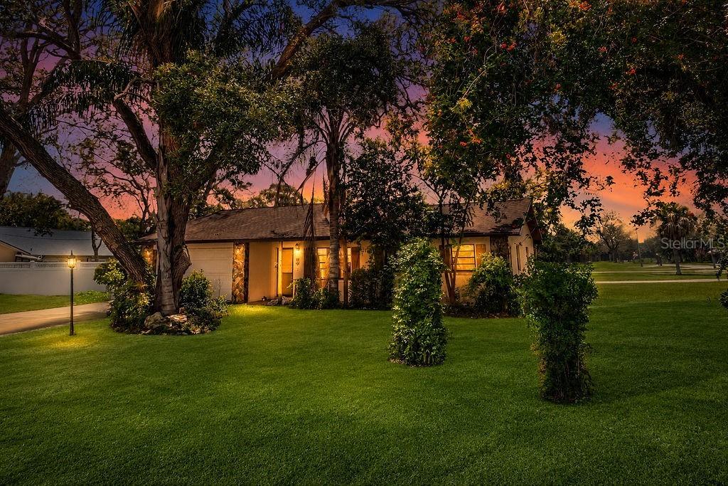 1042 Tryon Cir., Spring Hill, FL 34606