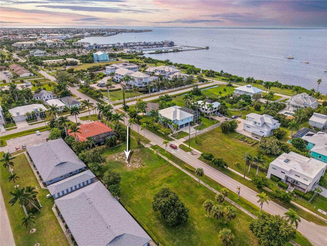 817 W Marion Ave., Punta Gorda, FL 33950