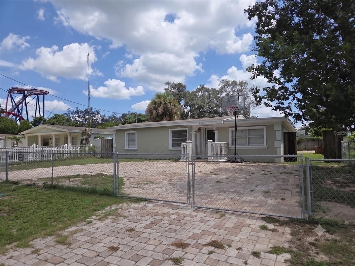 2903 E 97th Ave., Tampa, FL 33612