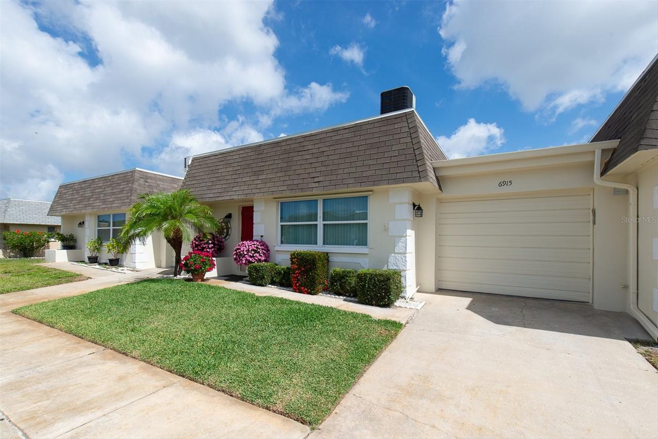 6915 Versailles, Pinellas Park, FL 33781