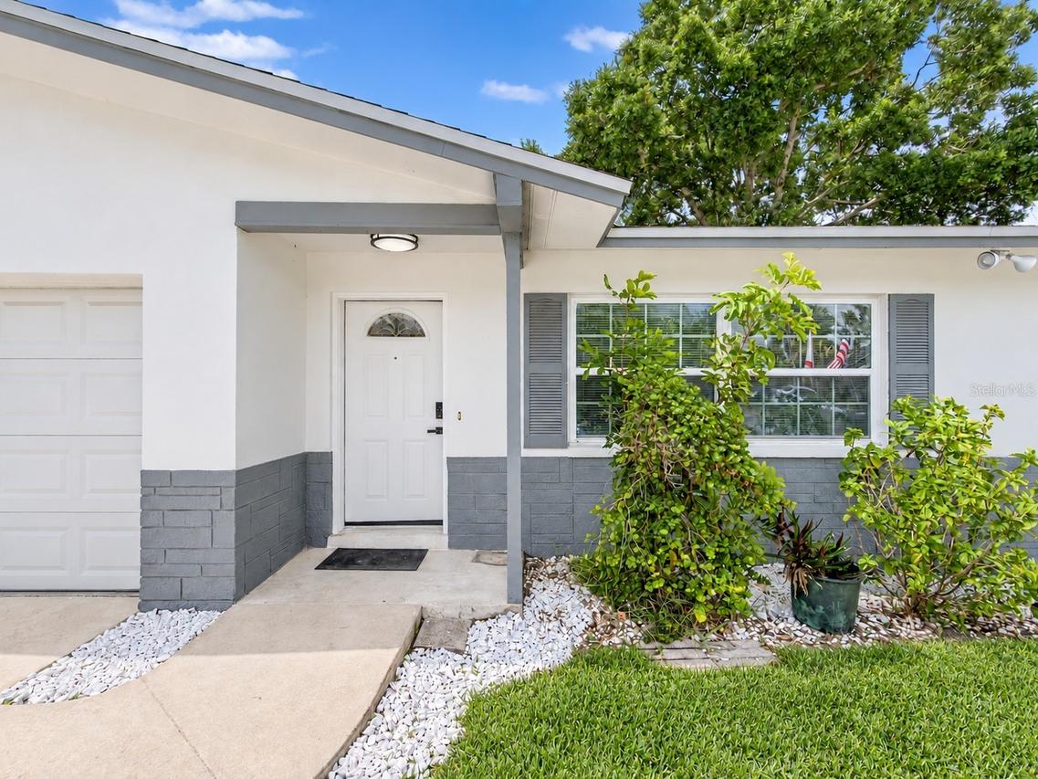 1354 Rosery Rd., Largo, FL 33770