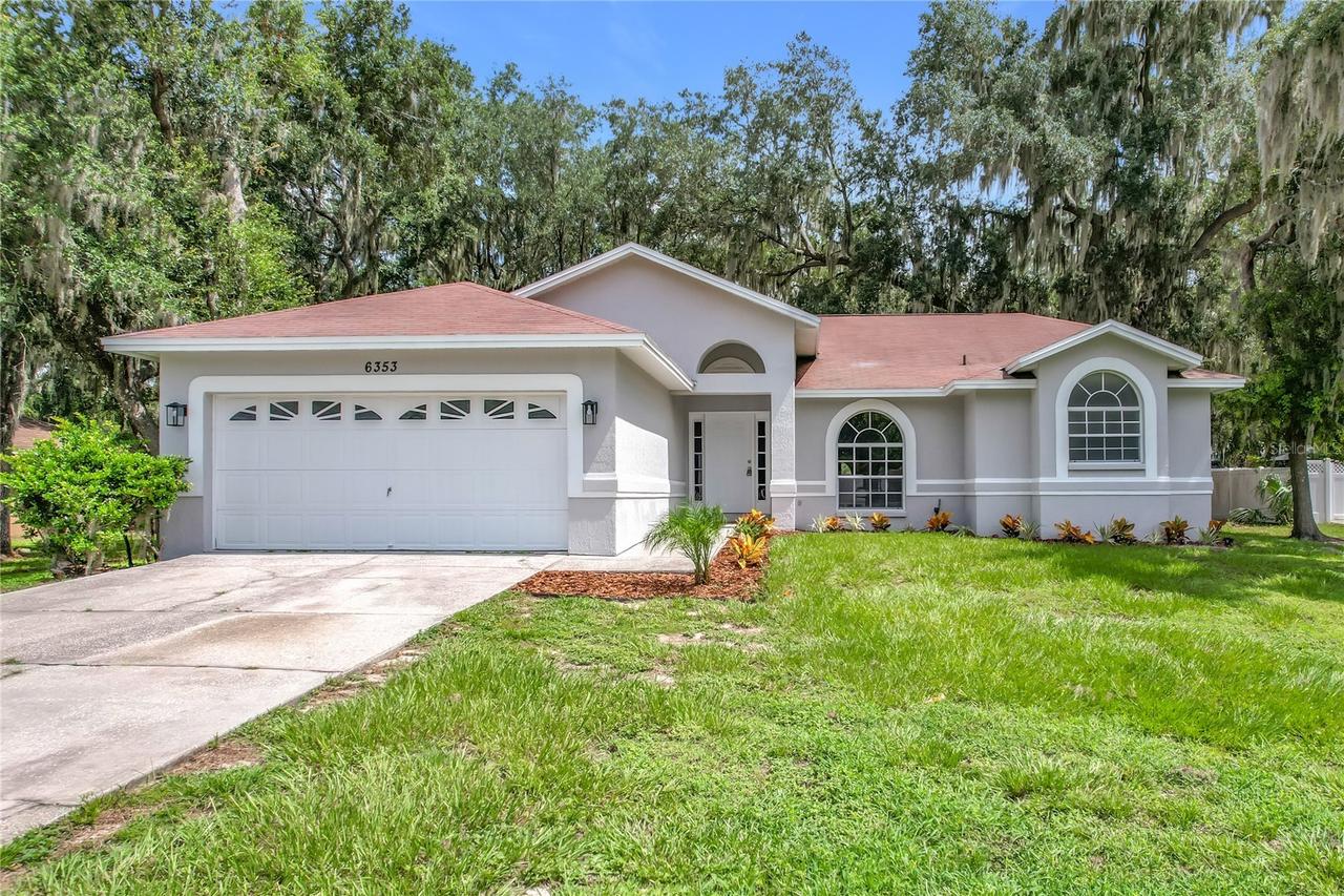 6353 Forestwood Dr., Lakeland, FL 33809