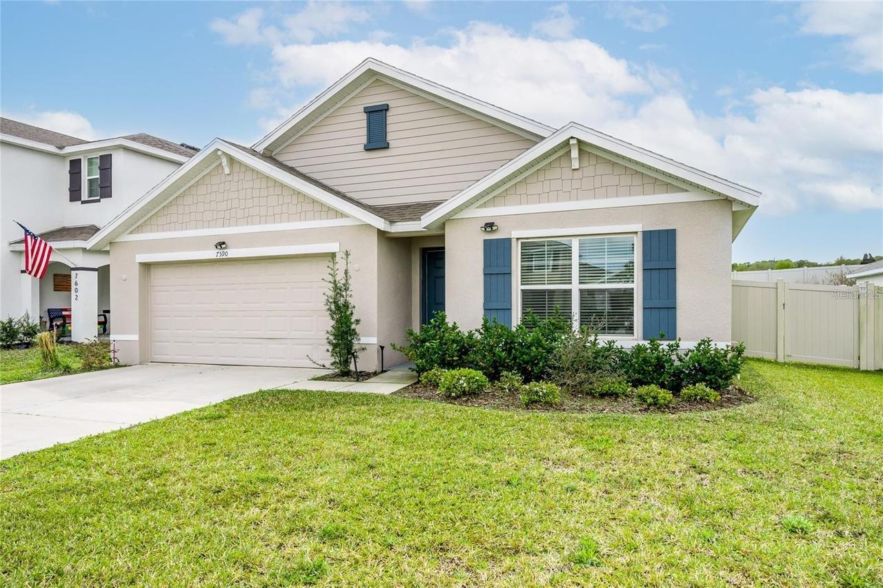 7590 Broad Pointe Dr., Zephyrhills, FL 33540