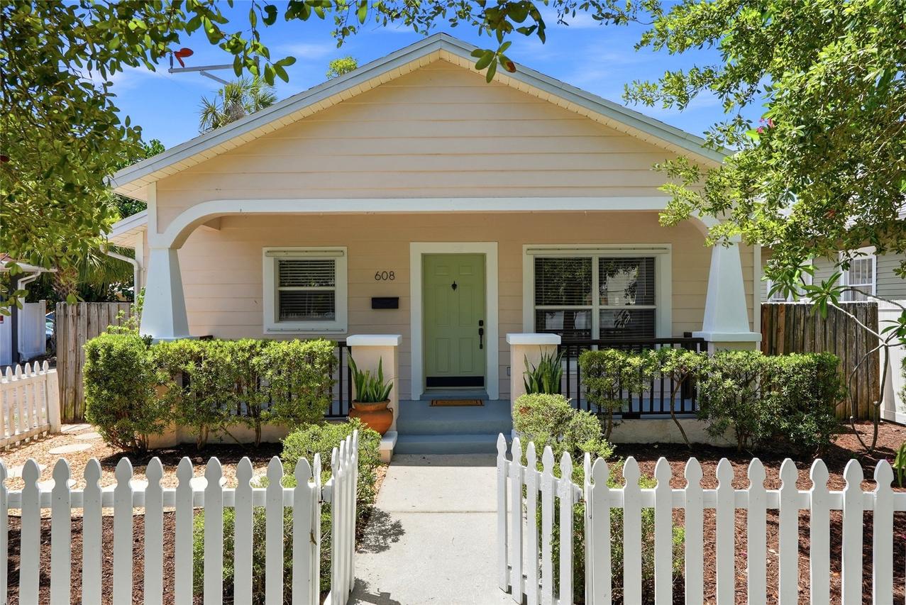 608 9th Ave., St Petersburg, FL 33701