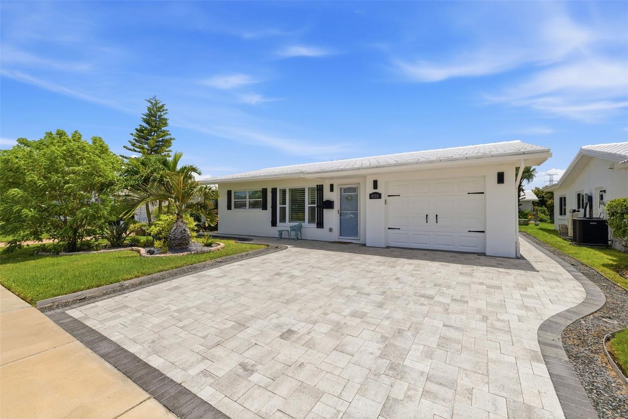 9729 37th St., Pinellas Park, FL 33782