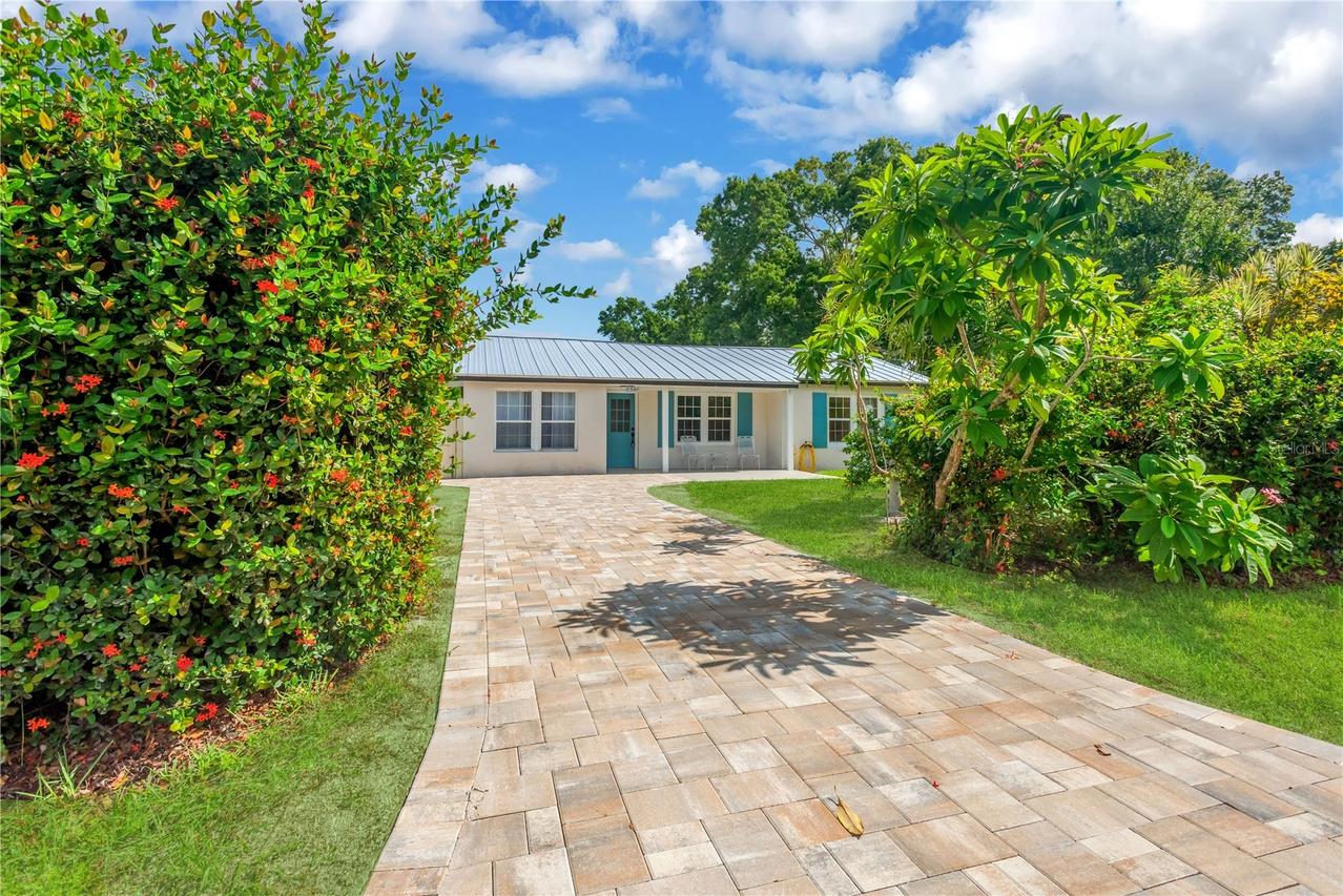 2541 47th Ave., St Petersburg, FL 33714