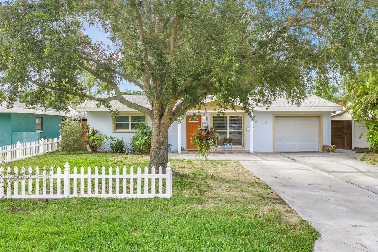 743 41st Ave., St Petersburg, FL 33703