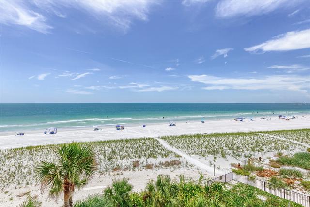 New Homes with Gulf Access in Clearwater: July 27th to August 2nd