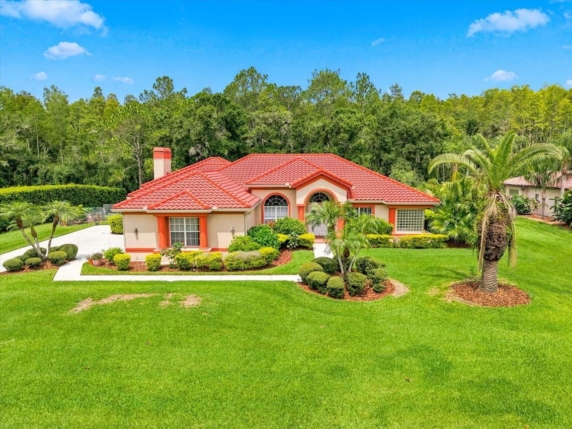 18621 Avenue Capri, Lutz, FL 33558