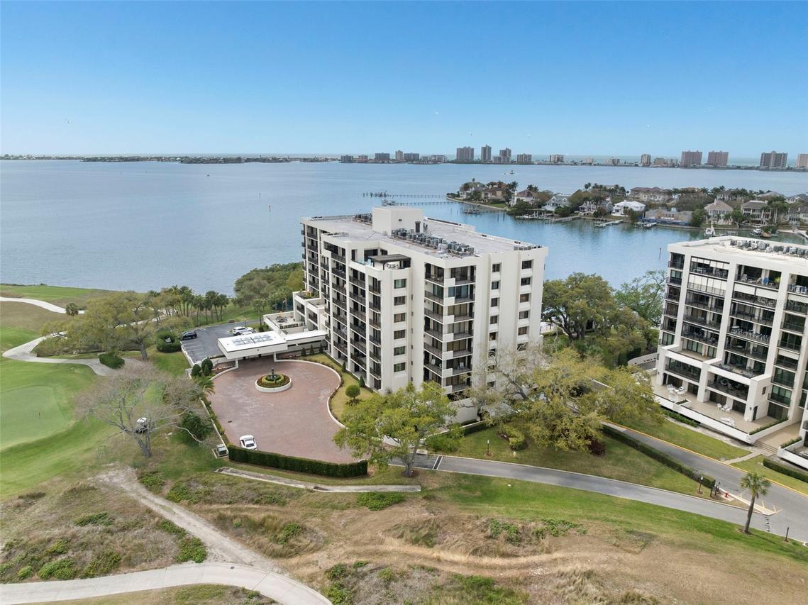 4 Belleview Blvd. #205, Belleair, FL 33756