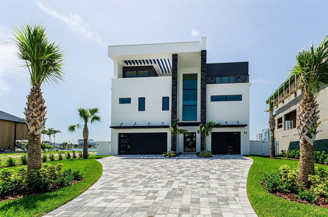 43 Dolphin Dr., Treasure Island, FL 33706