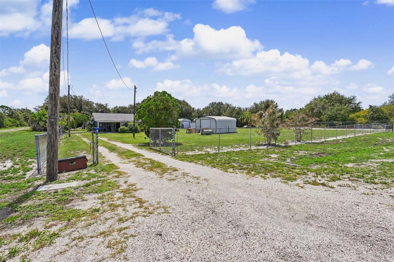 12102 Bullfrog Creek Rd., Gibsonton, FL 33534