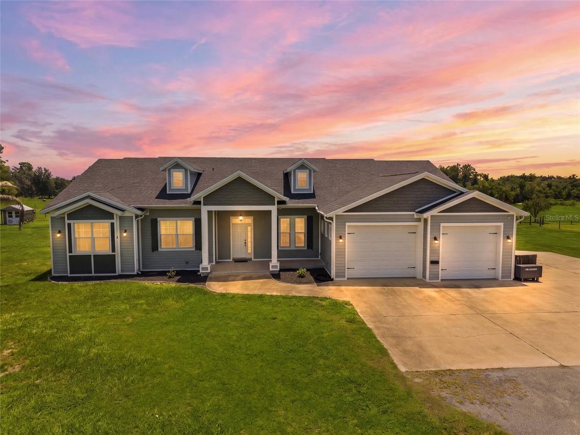15710 Colding Loop, Wimauma, FL 33598