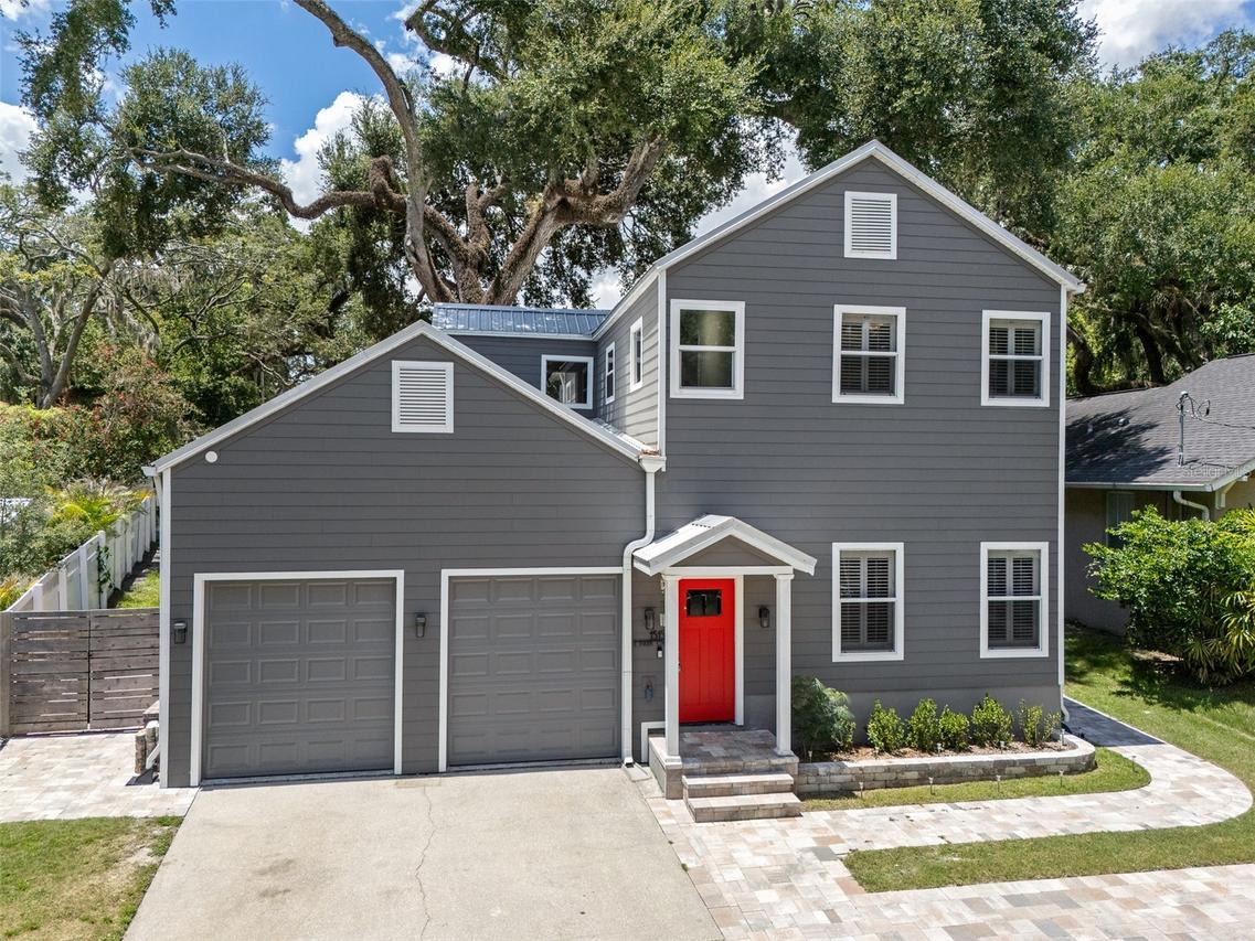 1513 E Park Cir., Tampa, FL 33610