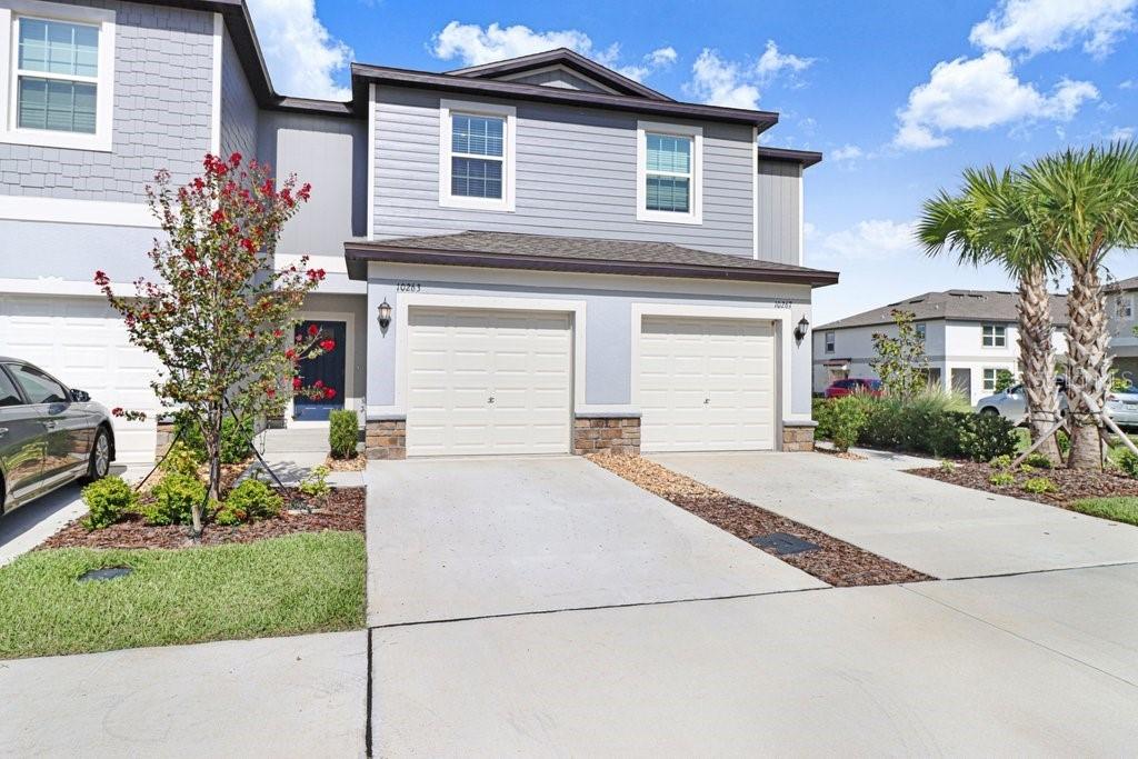 10263 Trumpet Honetsuckle Way, San Antonio, FL 33576