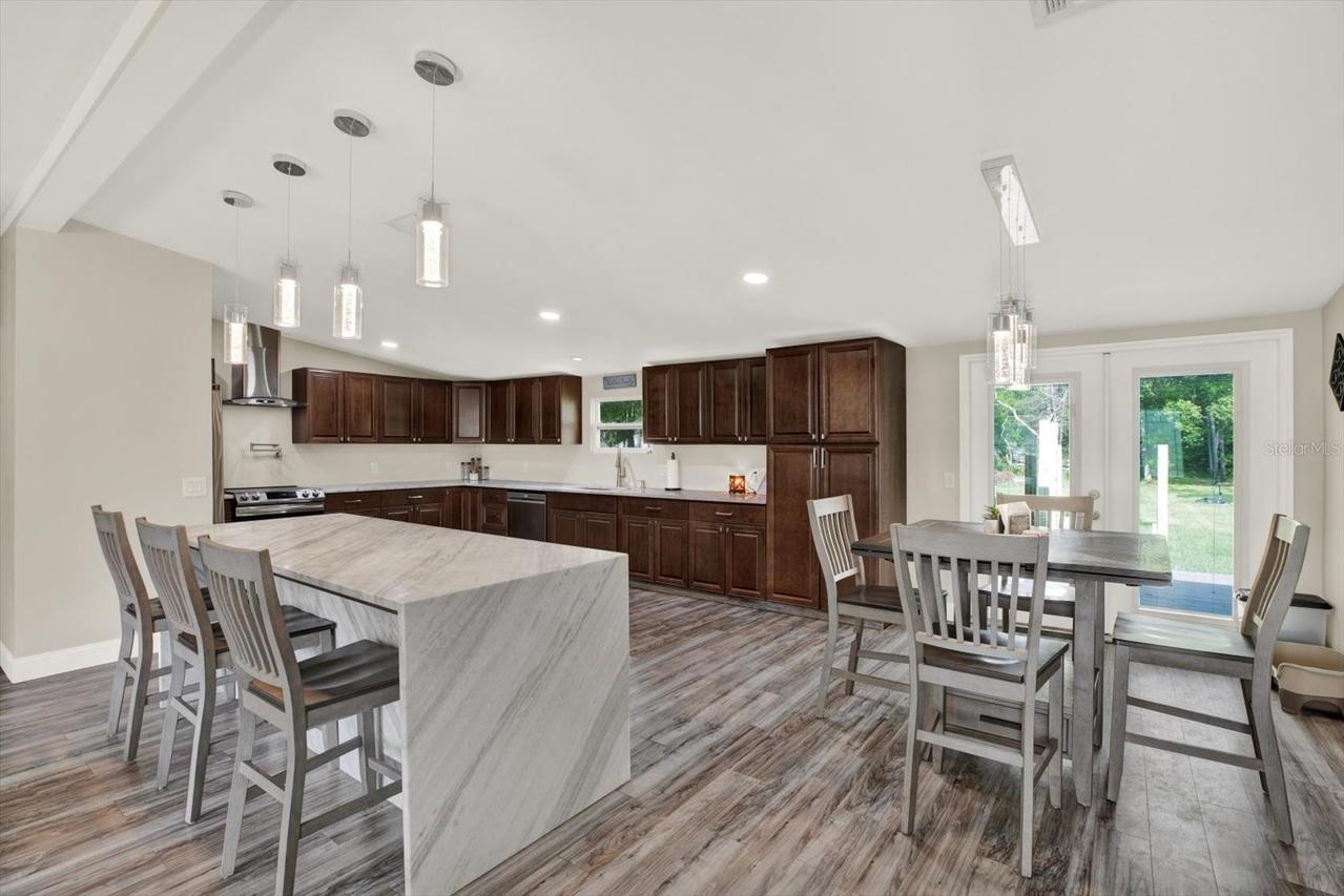13611 Mcintosh Dr., Dade City, FL 33525