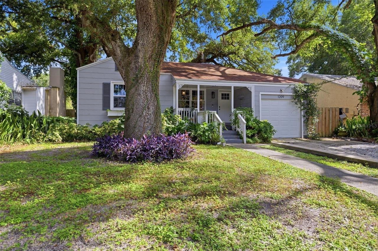 1209 E Crenshaw St., Tampa, FL 33604