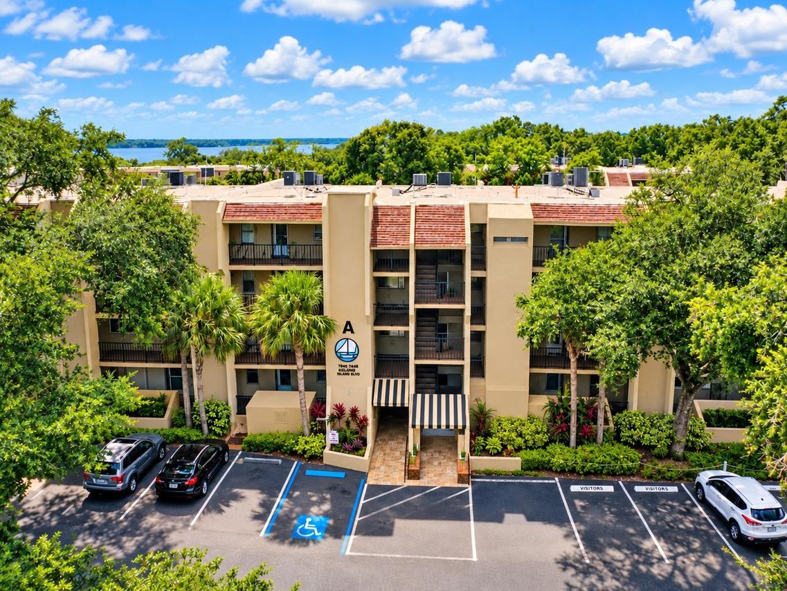 90 S Highland Ave. #202, Tarpon Springs, FL 34689