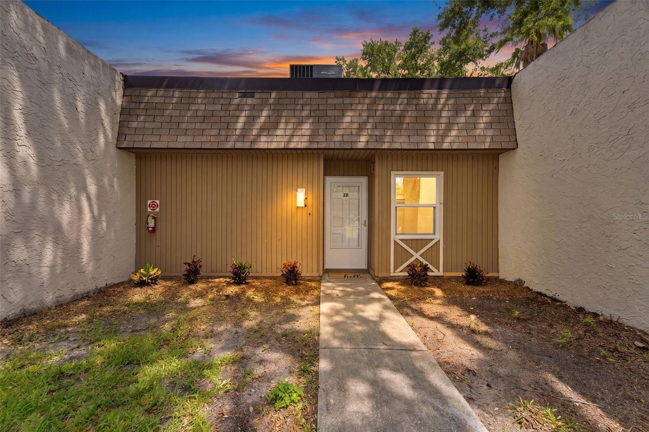 11511 113th St. #2D, Largo, FL 33778