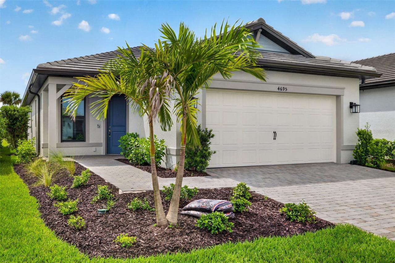 4695 Blue Star Ct., North Port, FL 34289