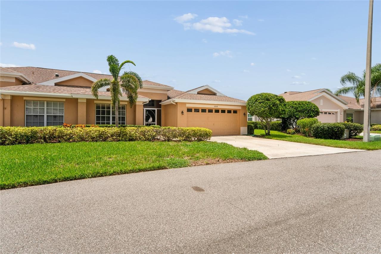 2208 Worthington Greens Dr., Sun City Center, FL 33573
