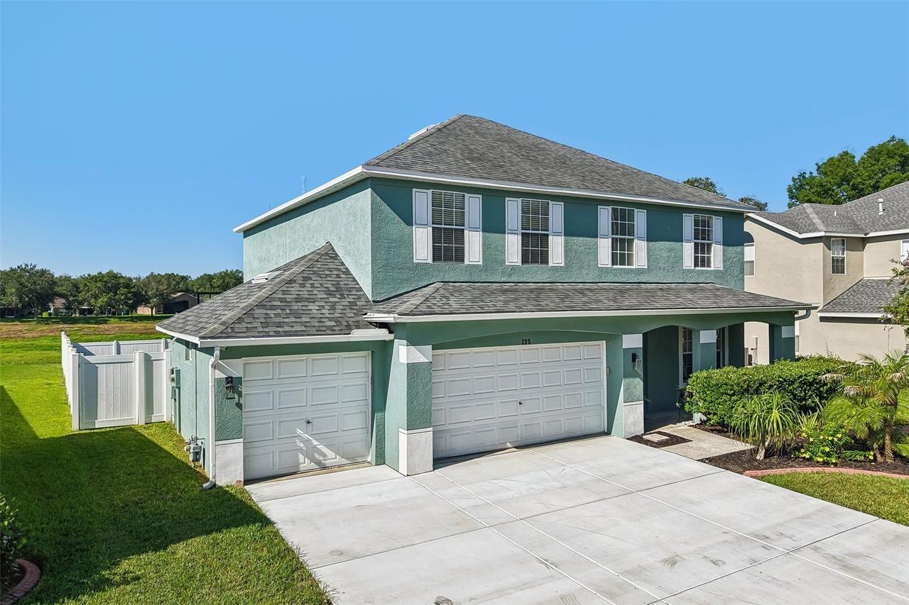 205 Rosana Dr., Brandon, FL 33511