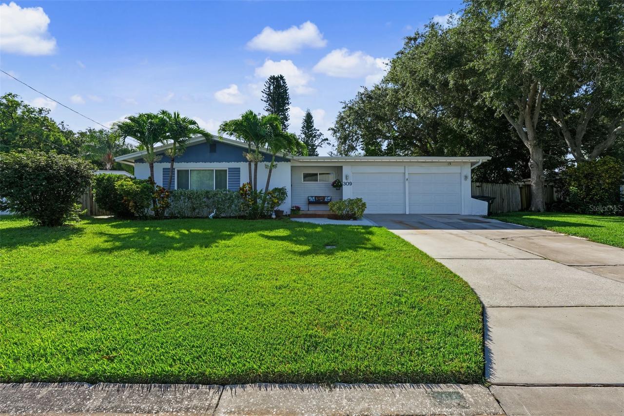 309 Gatewood Dr., Largo, FL 33770