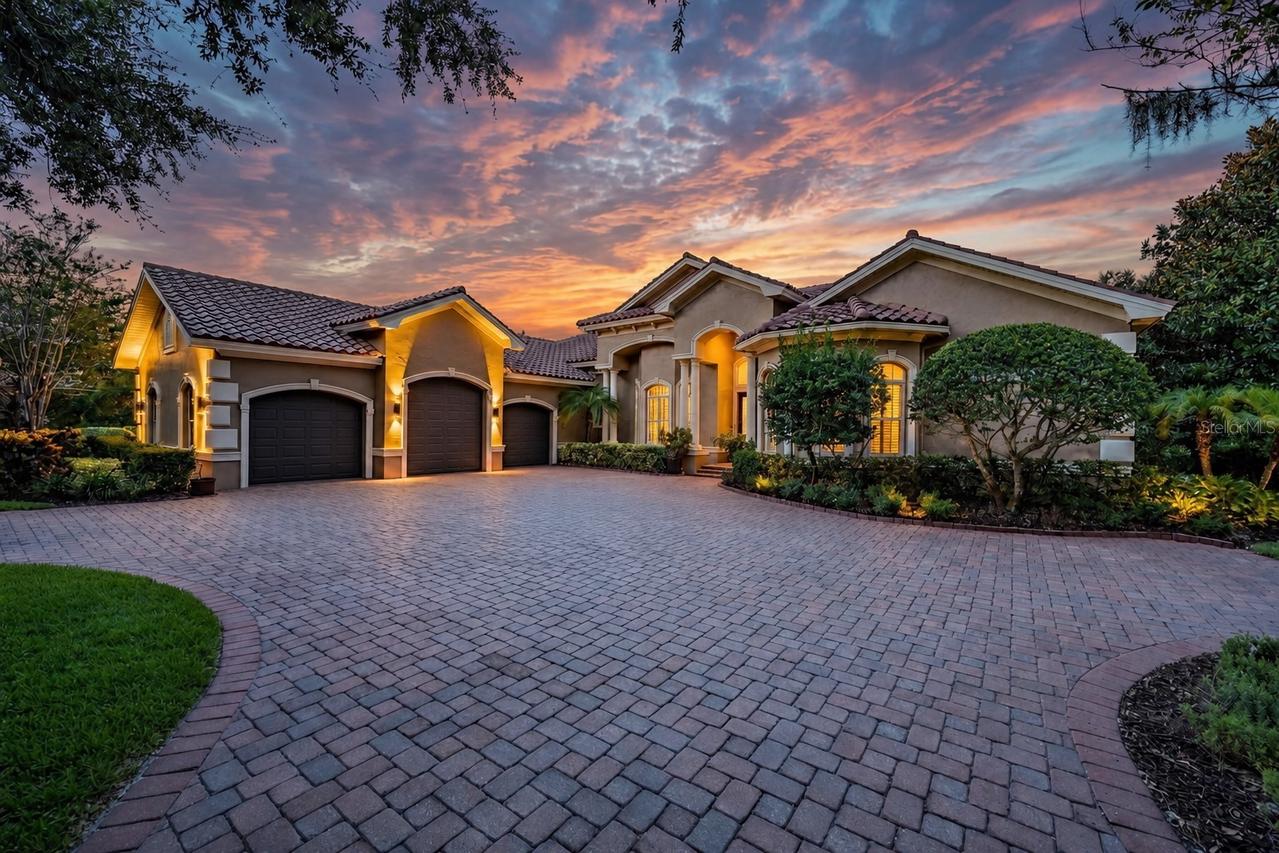 1306 Playmoor Dr., Palm Harbor, FL 34683