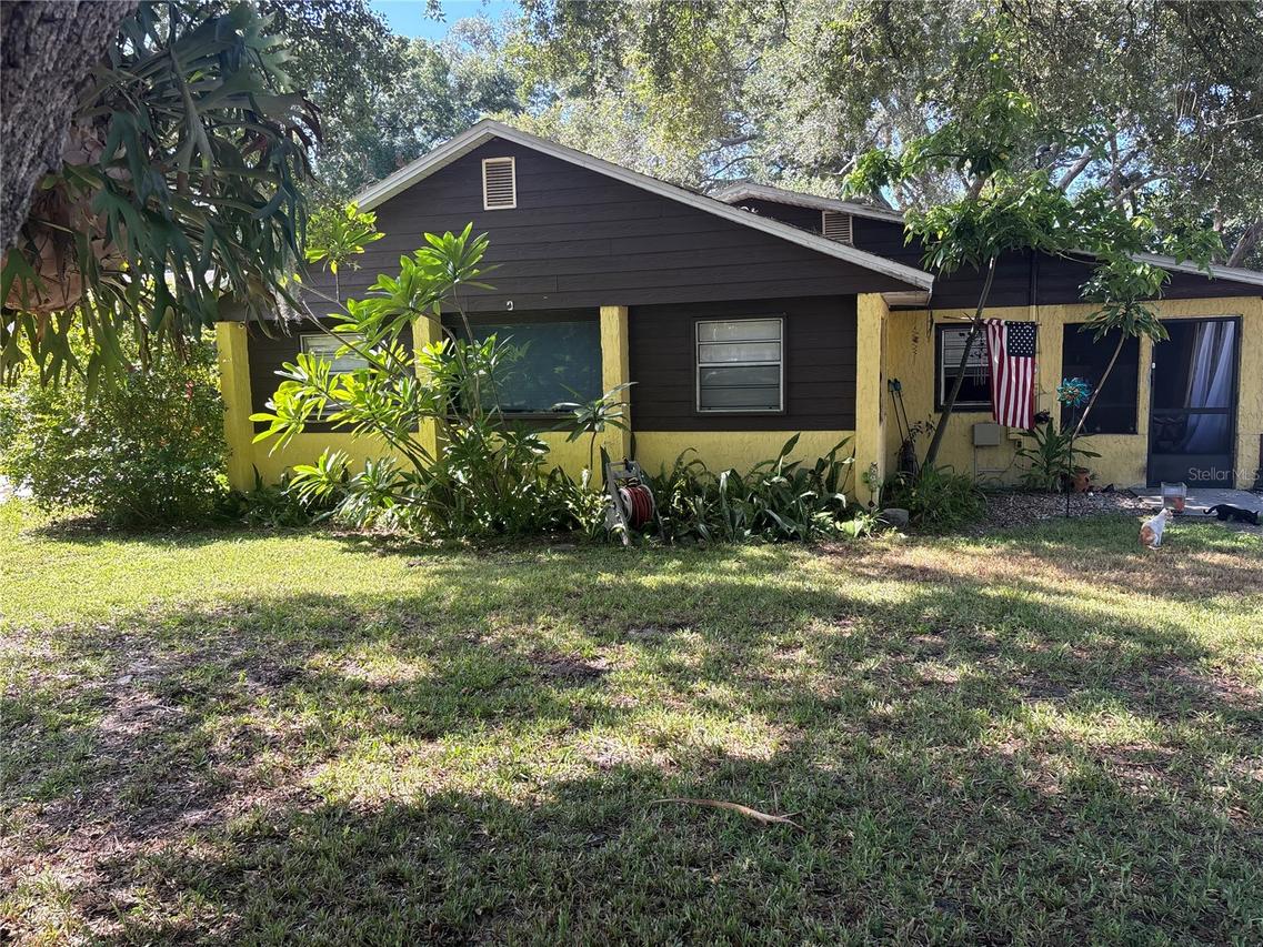 6115 Cliff Ave., Gibsonton, FL 33534