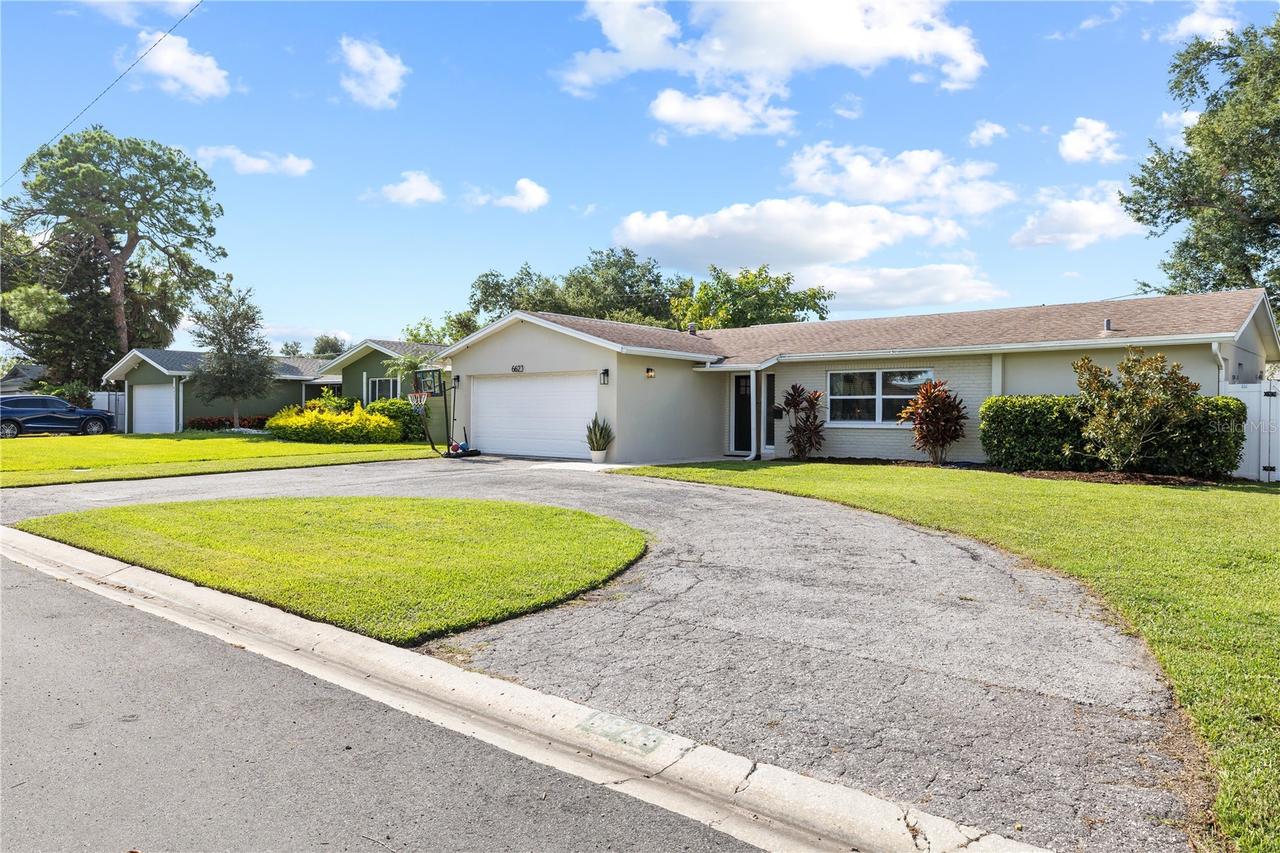 6623 12th Ter., St Petersburg, FL 33710