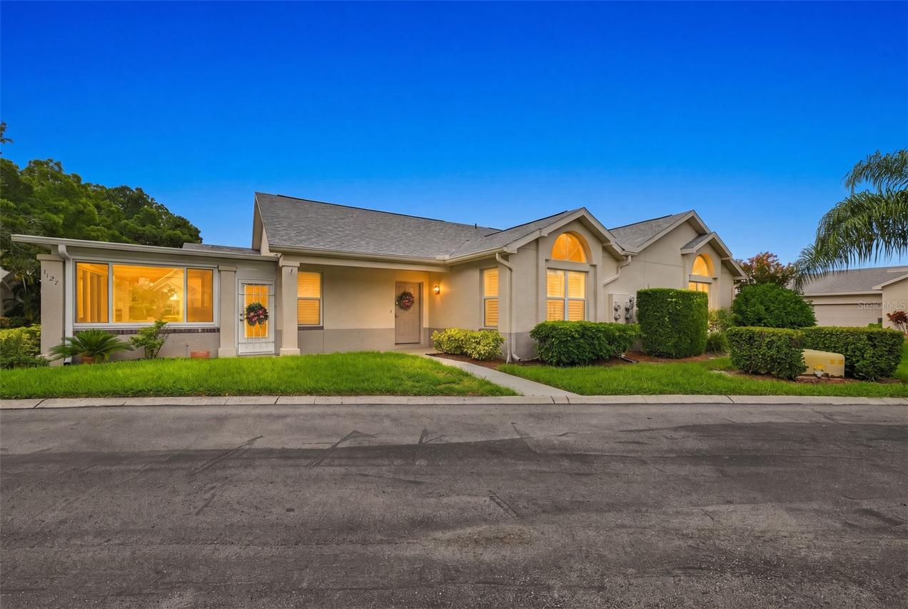 1124 Golfview Woods Dr. #na, Sun City Center, FL 33573